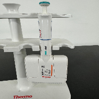 Thermo F1-ClipTip 50ul Multichannel Pipette image 2